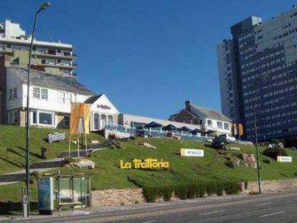 VEINTE EMPLEADOS DE LA TRATTORIA QUEDARON EN LA CALLE