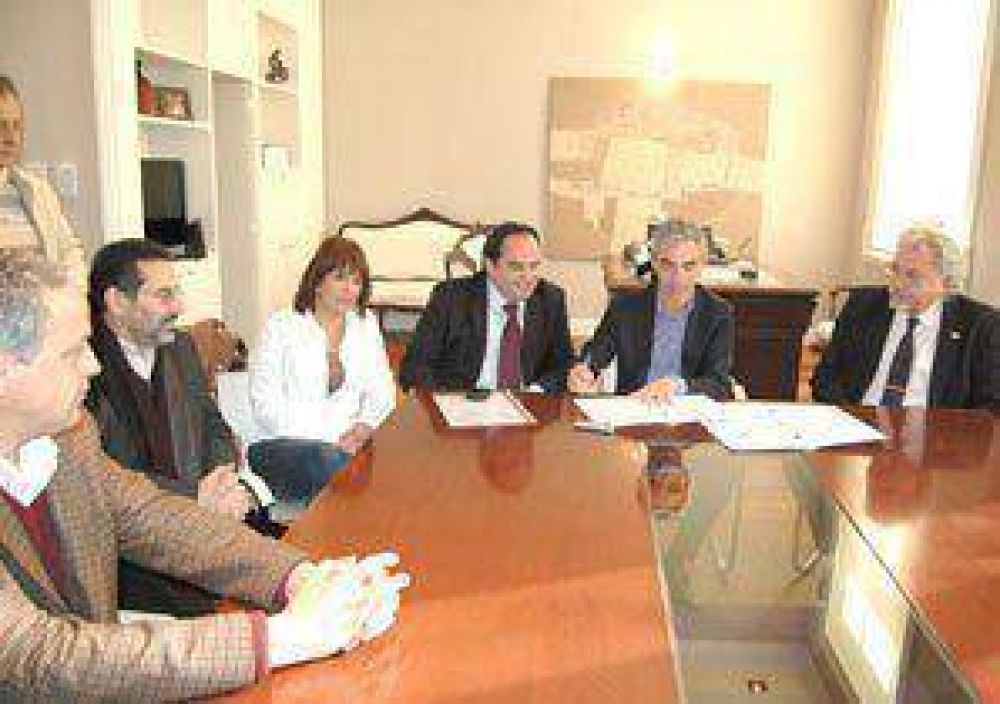 Colocar�n botones antip�nico en las escuelas