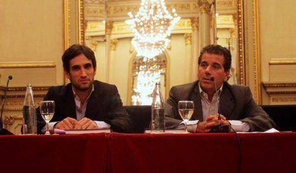 Ritondo present� "El maravilloso Teatro Col�n"