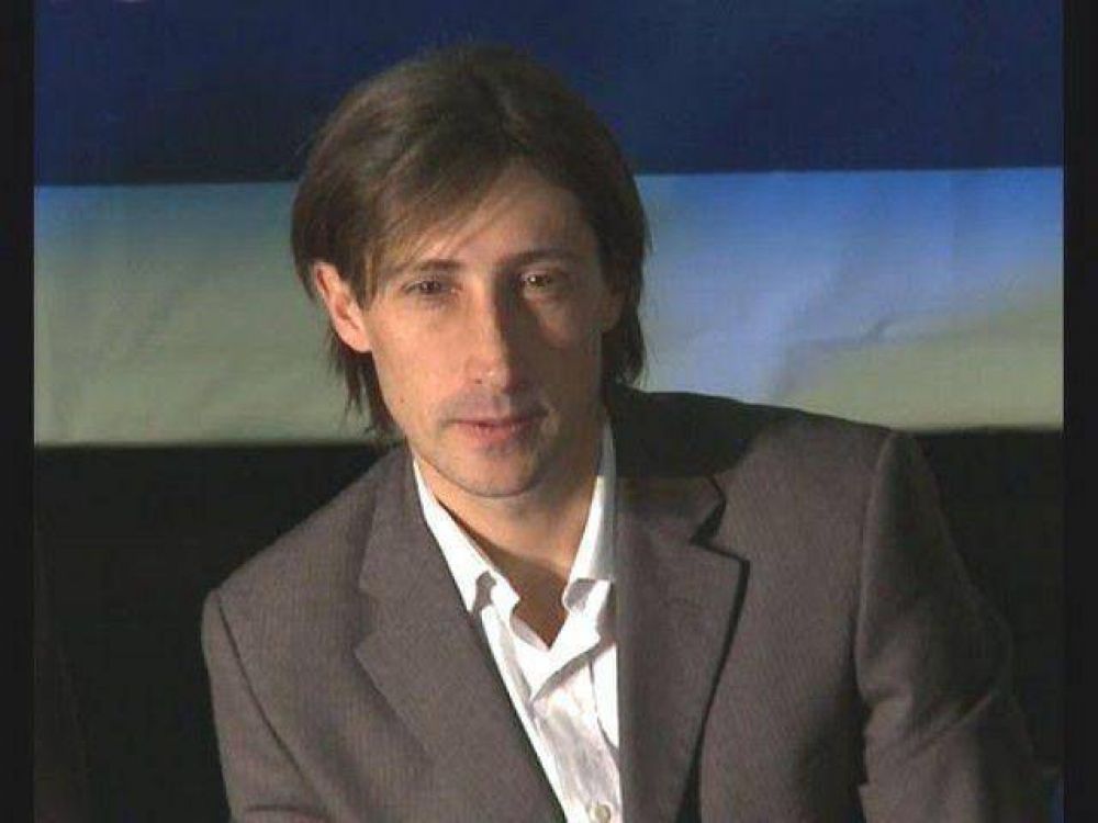 Letcher: "Katopodis es un caradura, las cloacas las hace el gobierno nacional"
