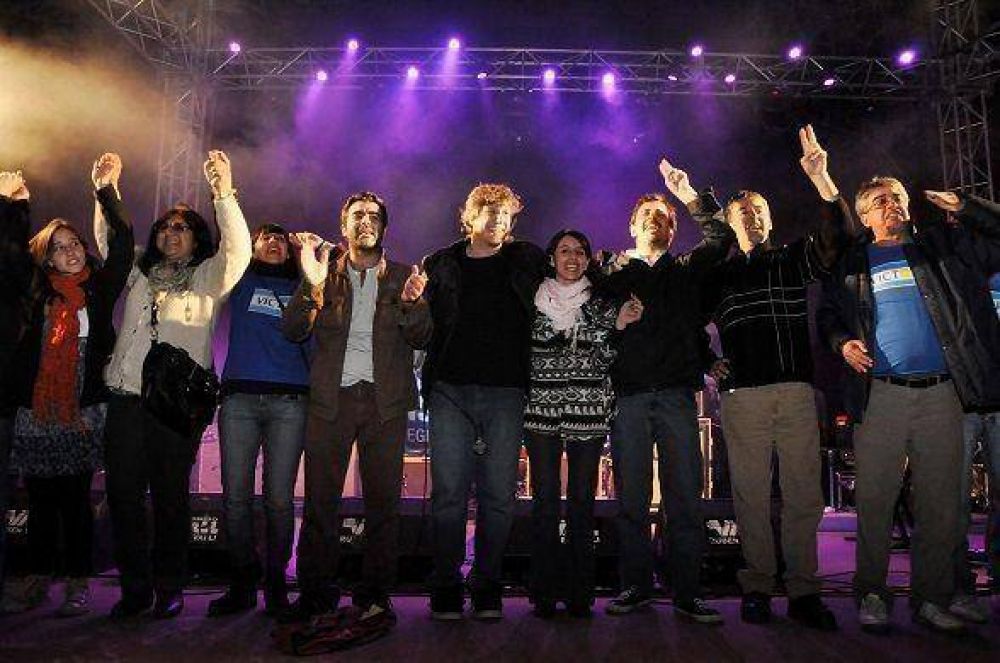 La Mancha de Rolando junto a Boudou llen� la Plaza de Pacheco