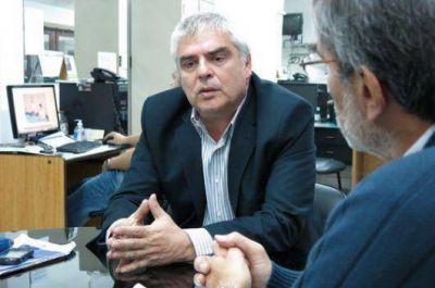 Gabriel Romero: "El kirchnerismo est� agotado y el FAP es el futuro"