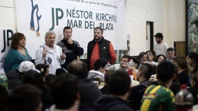 Los candidatos del Frente para la Victoria estuvieron con m�s de 200 vecinos