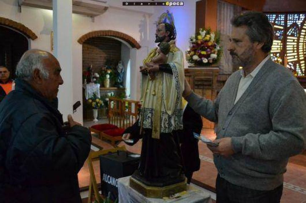 Peregrinos renovaron su devoci�n al santo del pan y del trabajo