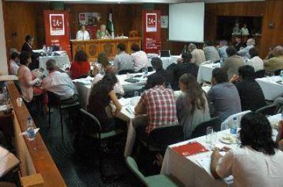 Acordaron el pase a planta de 94 no docentes de la UNRN