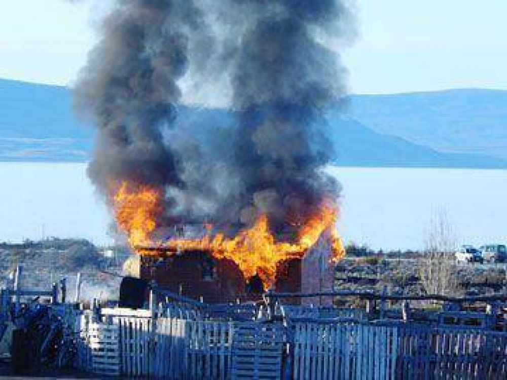 Una familia perdi� todo en incendio