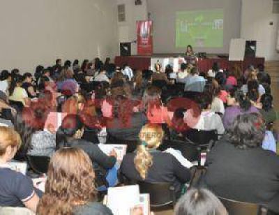 Aprender invita a un curso de capacitaci�n de docentes