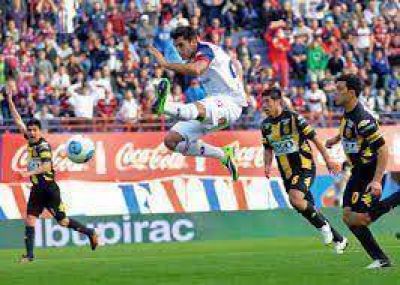 A Olimpo se le escap� en el final: San Lorenzo gan� con un doblete de Mart�n Cauteruccio