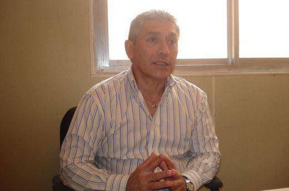 Gim�nez, sobre su pase al massismo: �Son decisiones pol�ticas siempre dentro del peronismo�