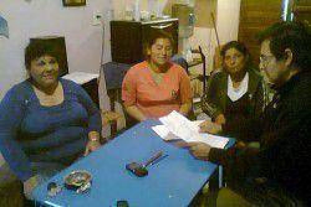 Balean a un joven en un cumplea�os y denuncian complicidad de un polic�a