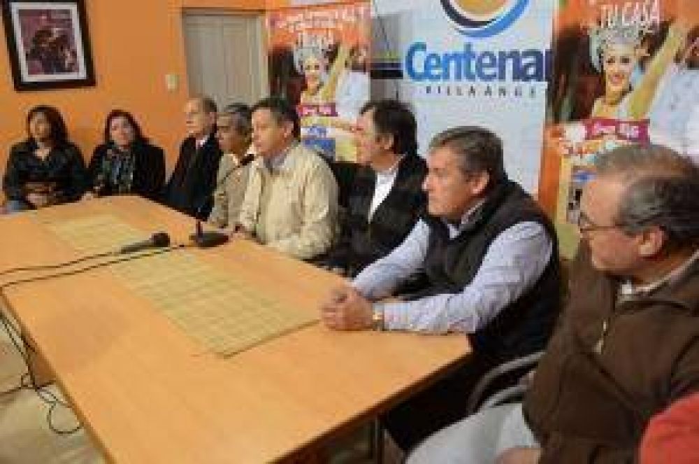 Comparsas presentaron rifa sorteo de una casa para financiar el carnaval