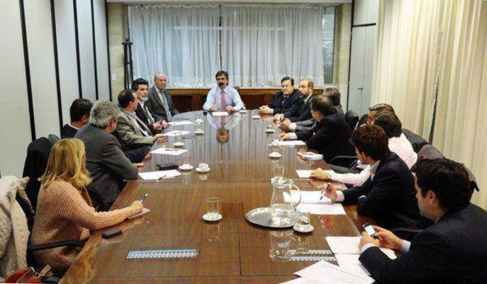 Empresas p�blicas, clave en el desarrollo econ�mico