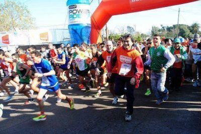 Quilmes: multitudinario marat�n por el aniversario de la Ciudad