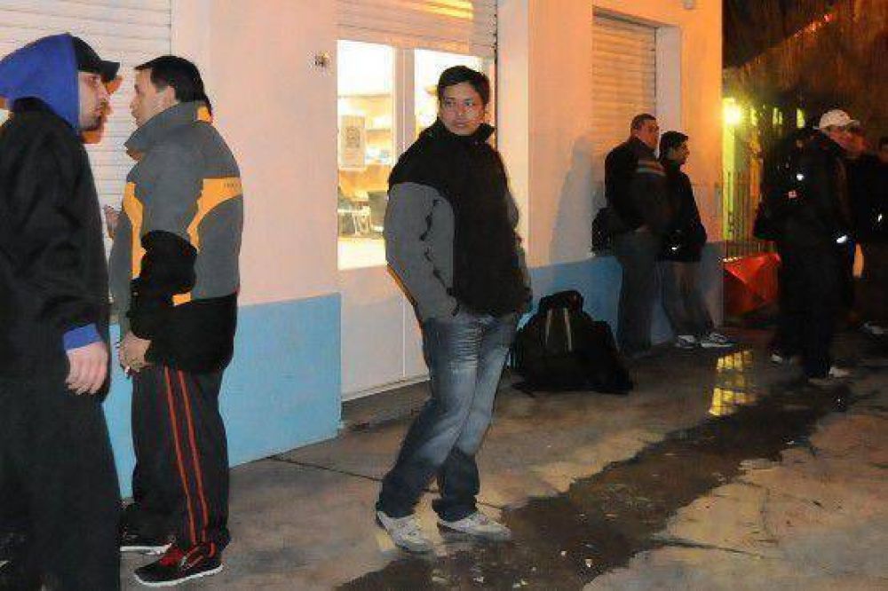 Vigiladores reclaman por el despido de un delegado del gremio