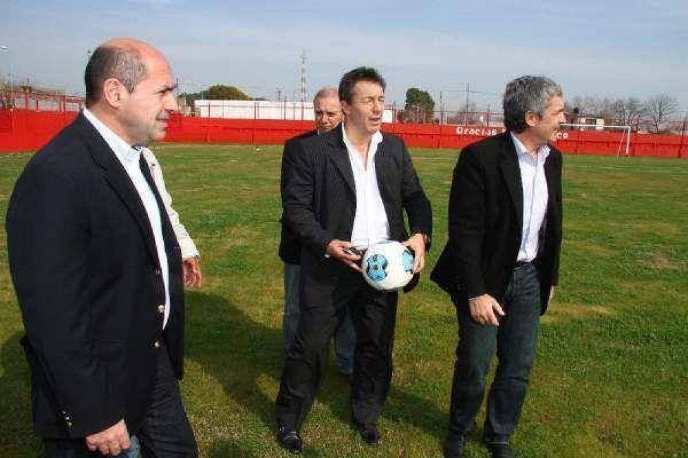 Habilitaron la cancha de Cambaceres