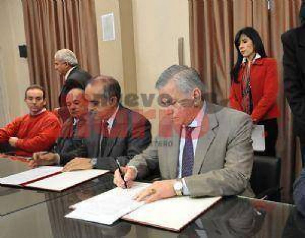 Comenzar�n obras de desag�es y cloacas