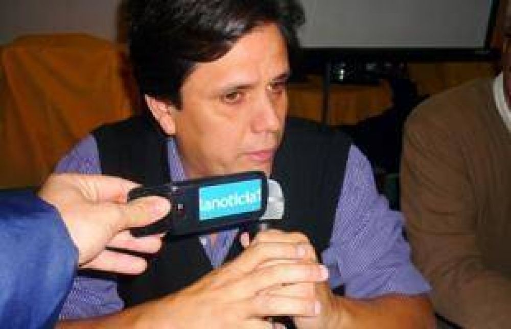 Fernando Nouet: "Muchos hacen campaa como si fueran elecciones para Intendente"