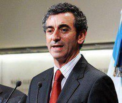 Randazzo podr�a visitar la ciudad  