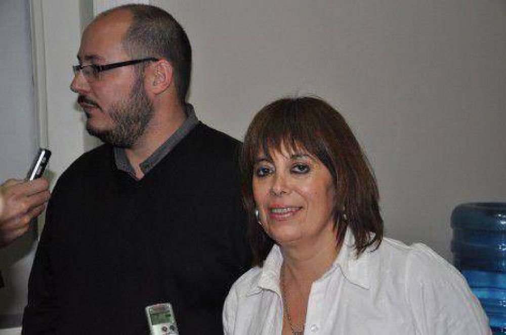 Consejeros escolares destacan la decisi�n del intendente de brindar m�s seguridad a las escuelas de nuestra ciudad