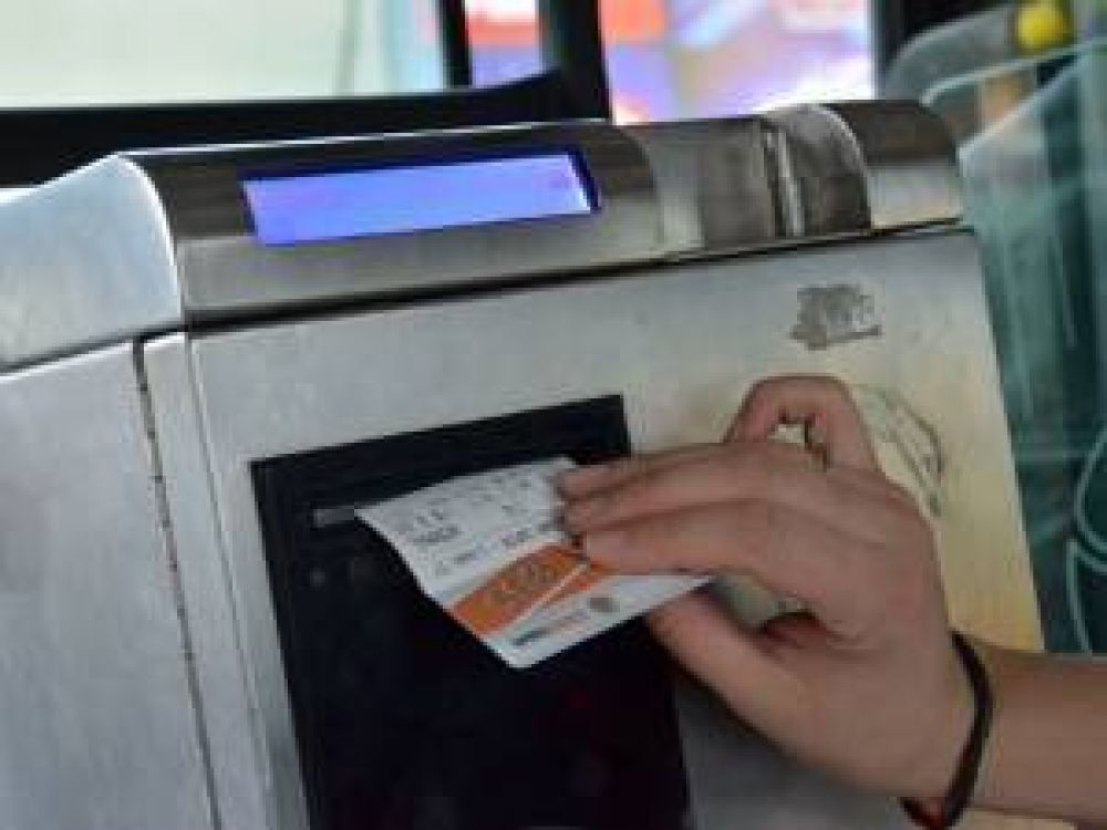 Ponce eval�a subir el boleto por segunda vez en el a�o