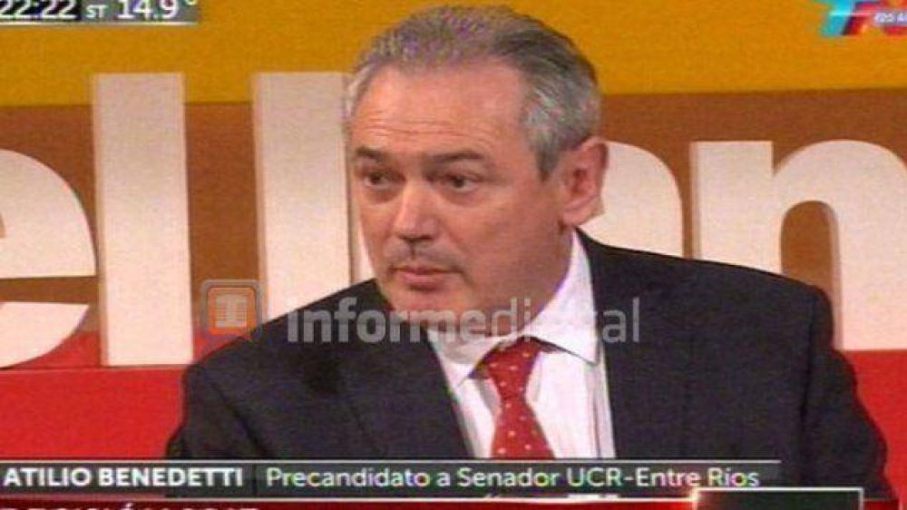 Benedetti en TN: �Urribarri se cuelga de la presidente y ella del Papa�	 