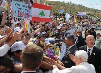En su primera misa en suelo �rabe, el Papa pidi� coraje a los cristianos
