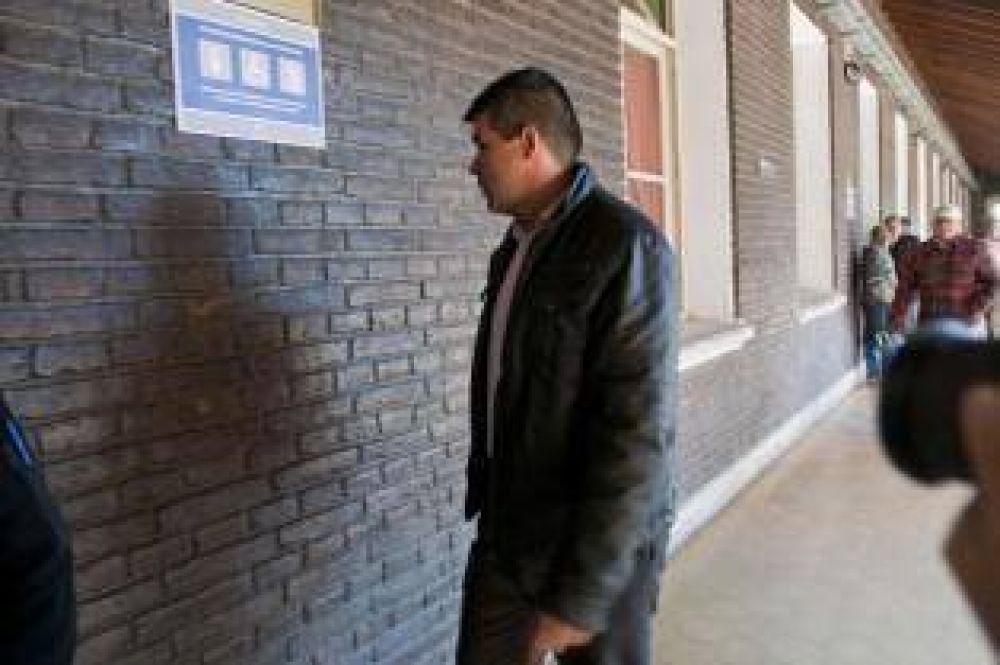 El chaque�o reconoci� a 10 polic�as "coimeros"