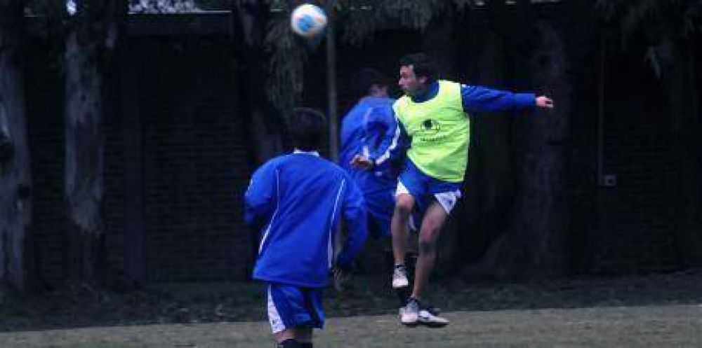 �A pesar de la derrota, debutar en la B Nacional fue un sue�o�