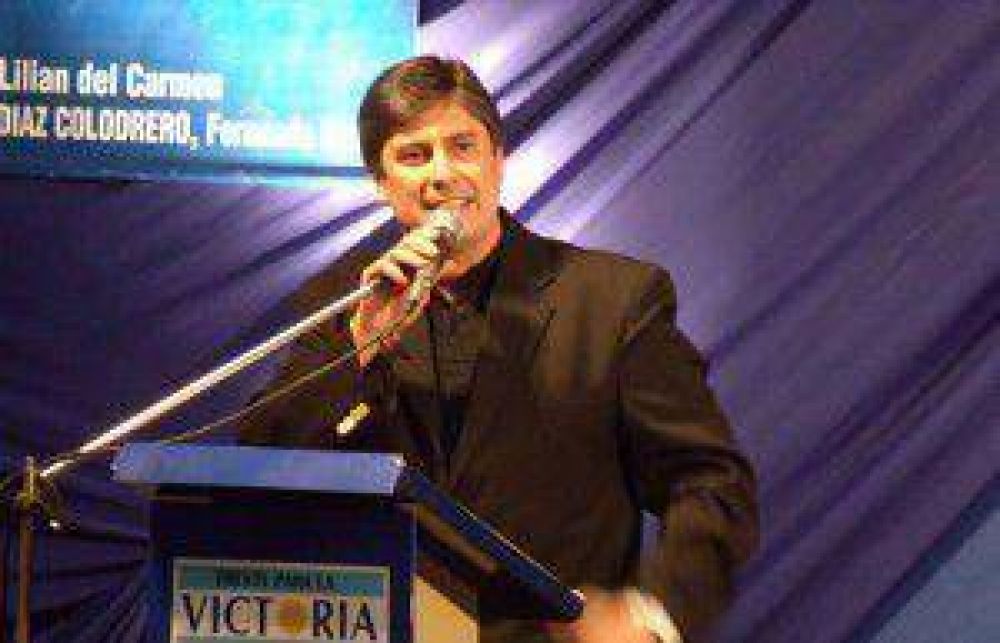 Ricardo Fischer: �Nosotros somos promotores de un modelo con mayor equidad e inclusi�n para todos�