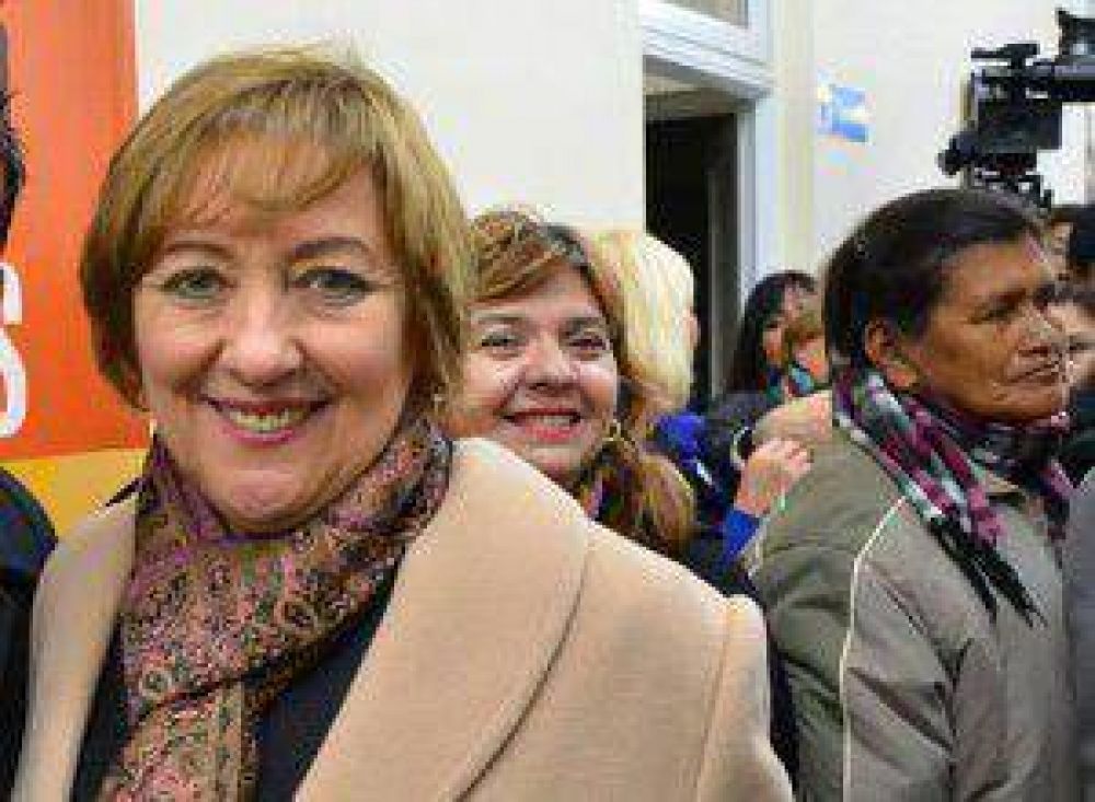 Destacan la importancia y la participaci�n de los j�venes en la pol�tica