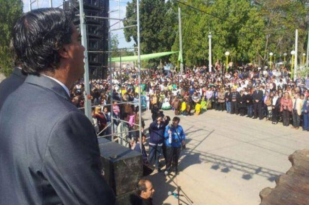 Capitanich encabez� los festejos por los 125 a�os de Puerto Tirol