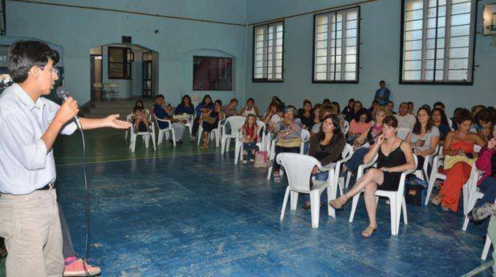 Docentes realizar�n esta tarde una marcha con antorchas