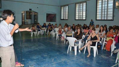 Docentes realizar�n esta tarde una marcha con antorchas