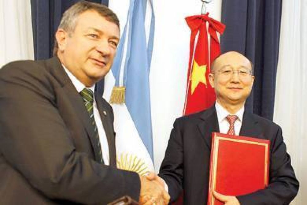 Yauhar anunci� el ingreso del primer gran embarque de ma�z a China
