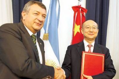 Yauhar anunci� el ingreso del primer gran embarque de ma�z a China