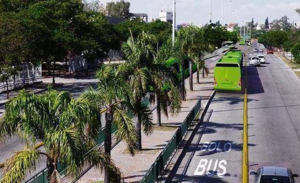 En tramo final de la campa�a, Mestre arranca obras para carriles �s�lo bus�
