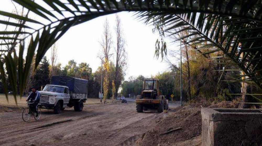 Rehabilitan calle del Parque para mejorar el tr�nsito
