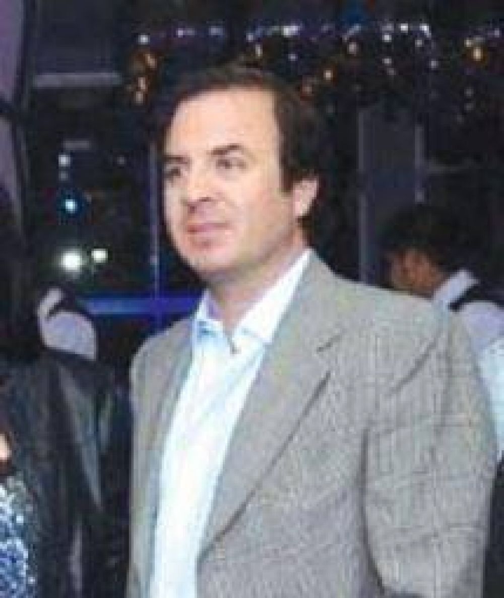 Denuncian que el hermano de Juan Carlos Romero particip� en maniobras inmobiliares ilegales