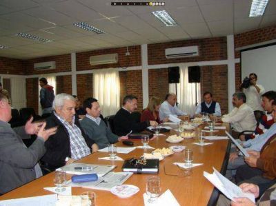 Avanza el acuerdo por el �descanso dominical�