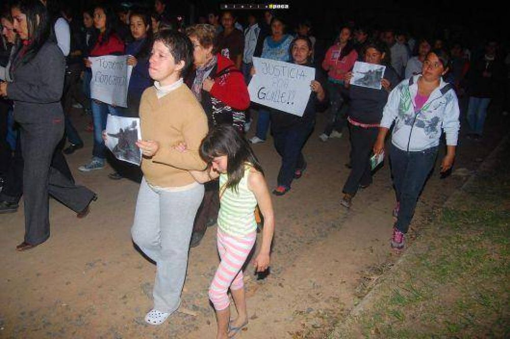 It� Ibat�: una multitud despidi� a Guillermo