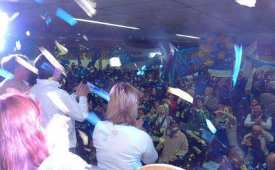  Nutrido acto de Compromiso Peronista en Toay