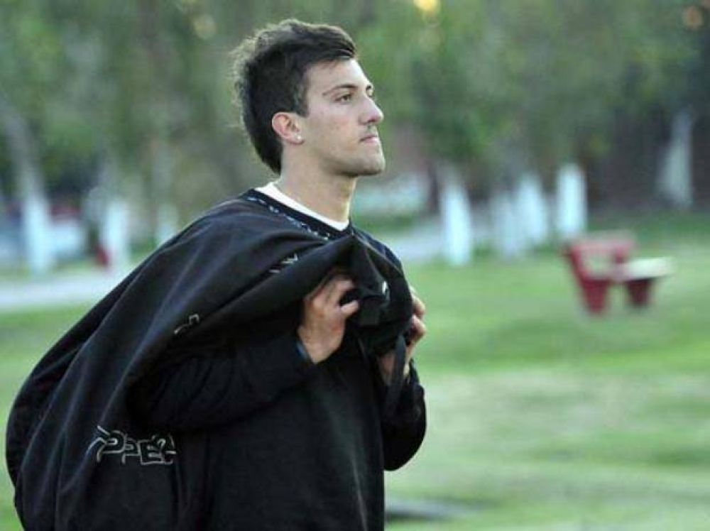 Newell's: Seg�n el representante, a Urruti lo obligaron a irse