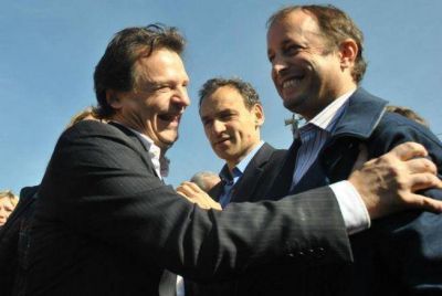 Insaurralde pas� por La Plata para apoyar a Bruera