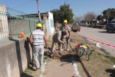 Inician la construcci�n de veredas en el Barrio Alberdi Norte