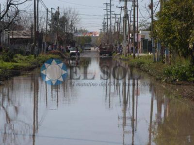 Calles de La Sarita, inundadas por una obra no finalizada