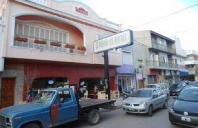 Asaltaron una muebler�a en G�emes 30