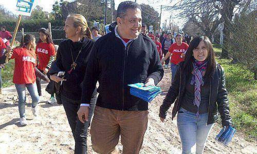 Laurent: �El oficialismo oculta que rompi� con Cristina�