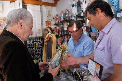 El ministro Cuartango con Ariel Notta en Luj�n