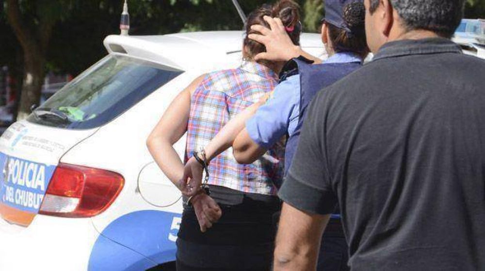 La condenaron a 5 a�os y 7 meses por cuatro robos, pero la pena la cumplir� en su domicilio