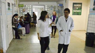 Pagaron la liquidaci�n complementaria de sueldos del personal de Salud